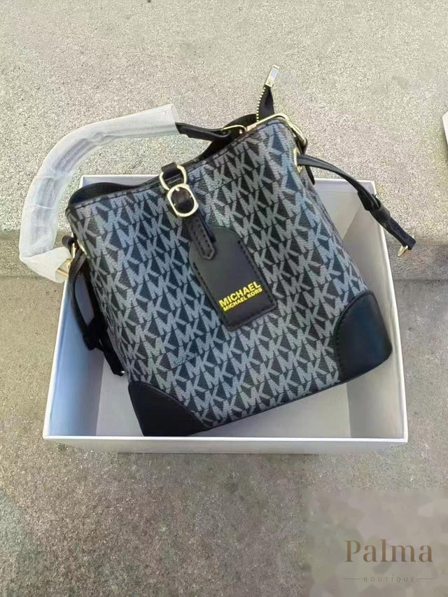 Michael Kors Bag | Mercer Small Bucket